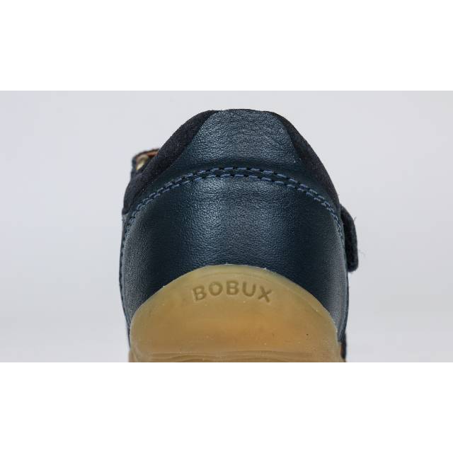 BOBUX_DET_729201A_NavyRoam_3 (2) (1) סנדל צעד ראשון כחול סוליה חומה צבע כחול ככה