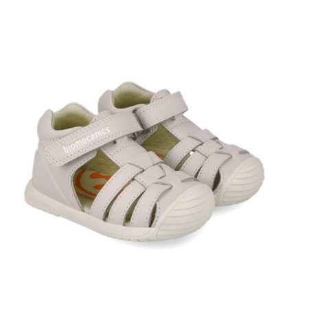 252123 B695 סנדלי ילדים ביומכנקס