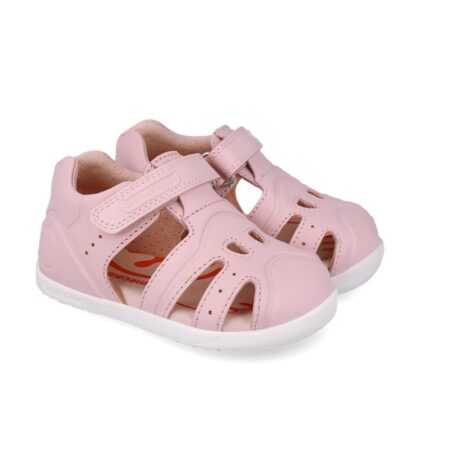 252165 C032 סנדלי צעד ראשון ושני ביומכניקס ורוד